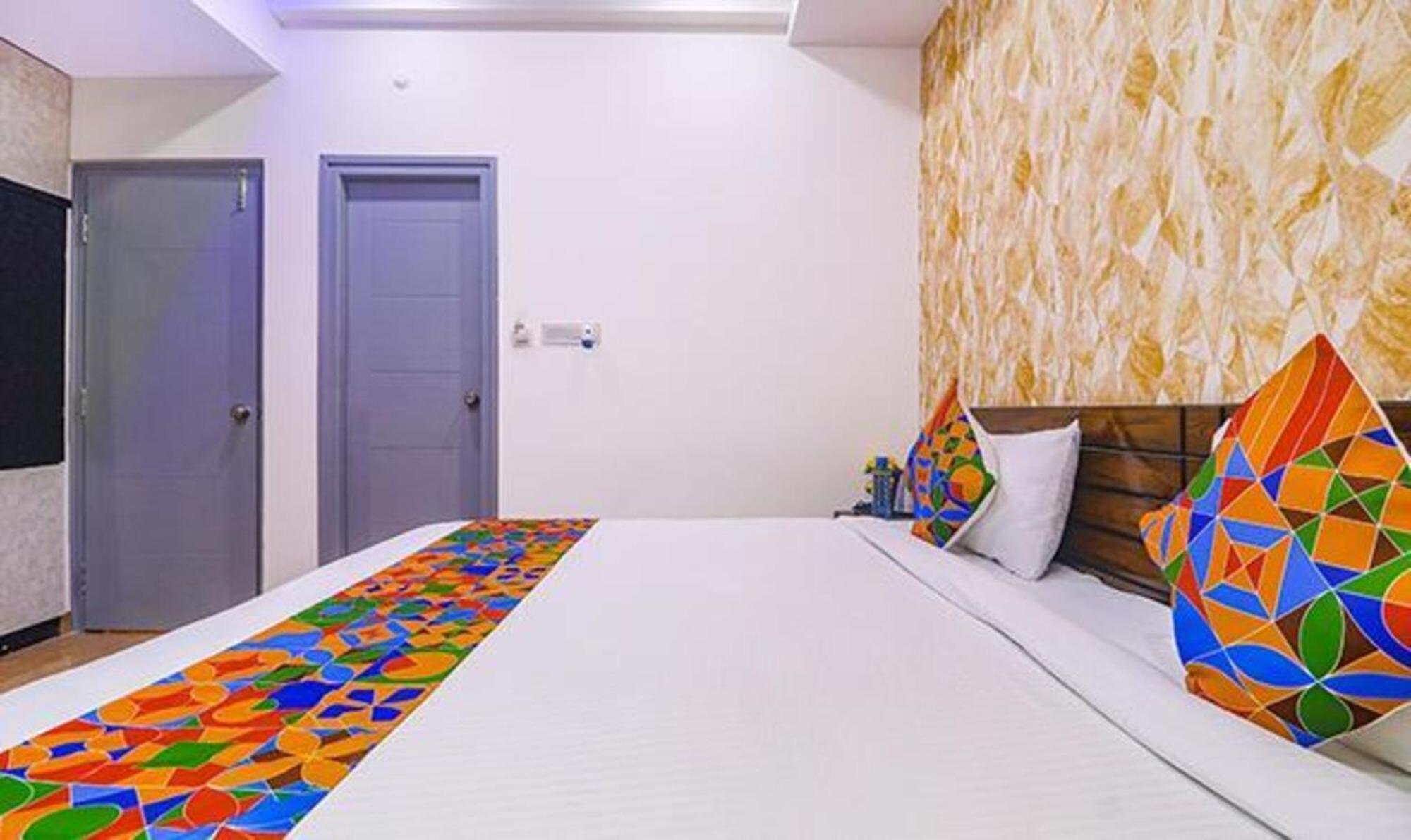 Fabexpress The Dream Elite - Nr Golconda Fort, Manikonda Hajdarabad Zewnętrze zdjęcie